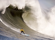 开云体育视频直播-雷霆最后时刻击败新疆队，西亚卡姆大场面先生