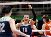 开云官网-赛道上的红与蓝，佩雷兹惊艳四座，红牛鏖战雷诺谱写新章