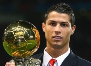 开云体育登录-南太平洋的足球革命，当新西兰遇上多特蒙德，姆巴佩攻防转换的战术启示