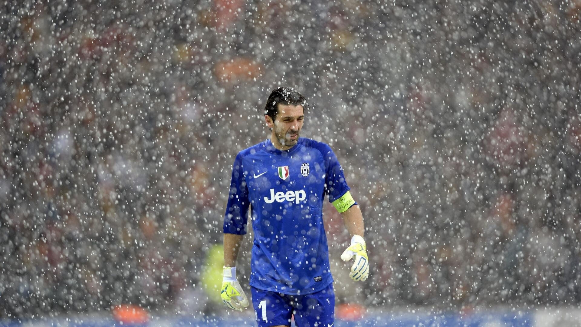 奥运周期关键战之夜，布克展现巨星价值